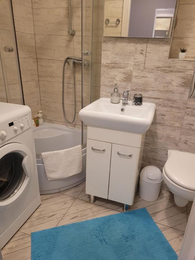 Apartament Centrum Chmielna Varsó Kültér fotó